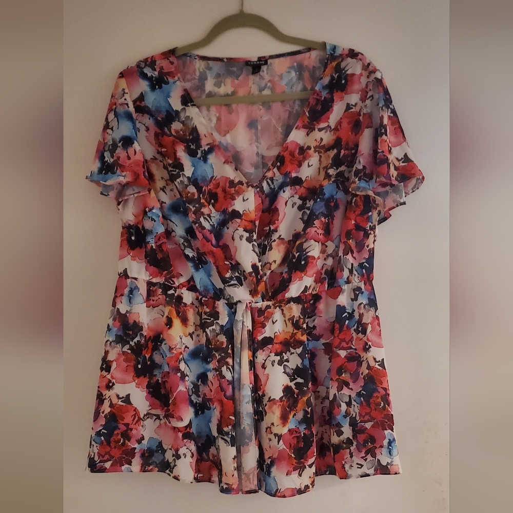 Torrid Floral V-Neck Blouse